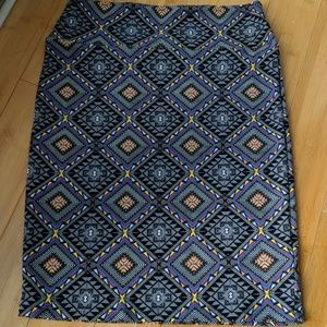 Medium grey LuLaRoe Cassie pencil skirt